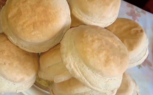 العيش الشمسى