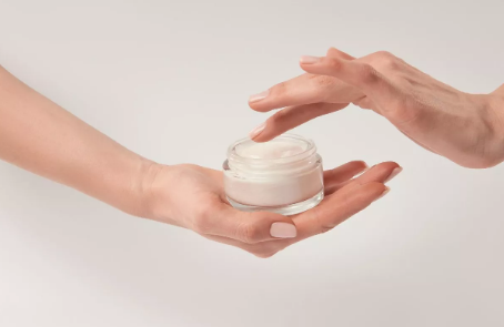 مخمرية مزيلة للعرق