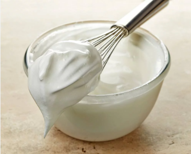 بودرة كريمة الخفق